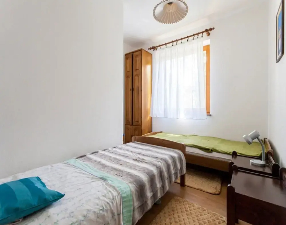 Nice Apartment With Terrace Near the Beach