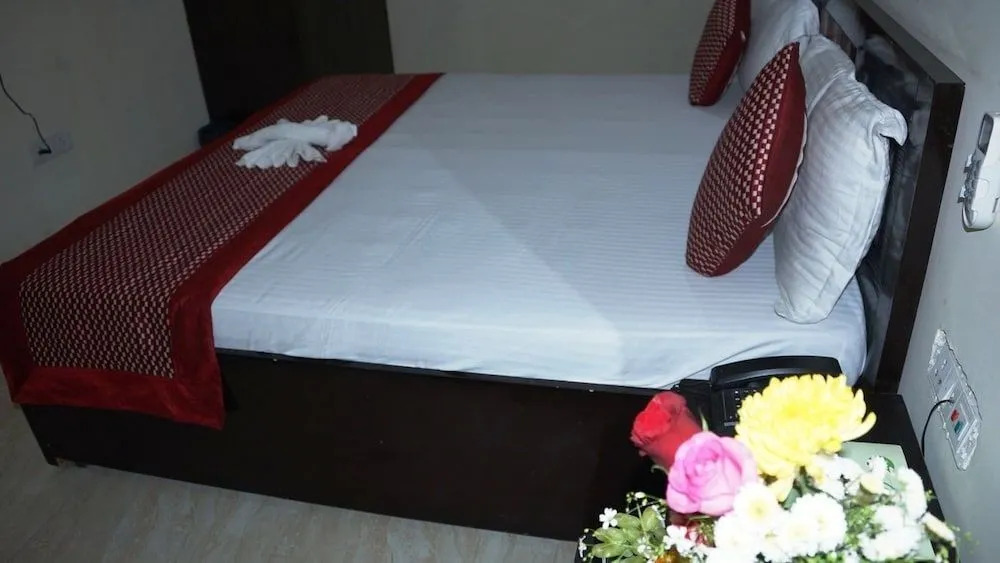 Maxfort Budget Hotel Dwarka
