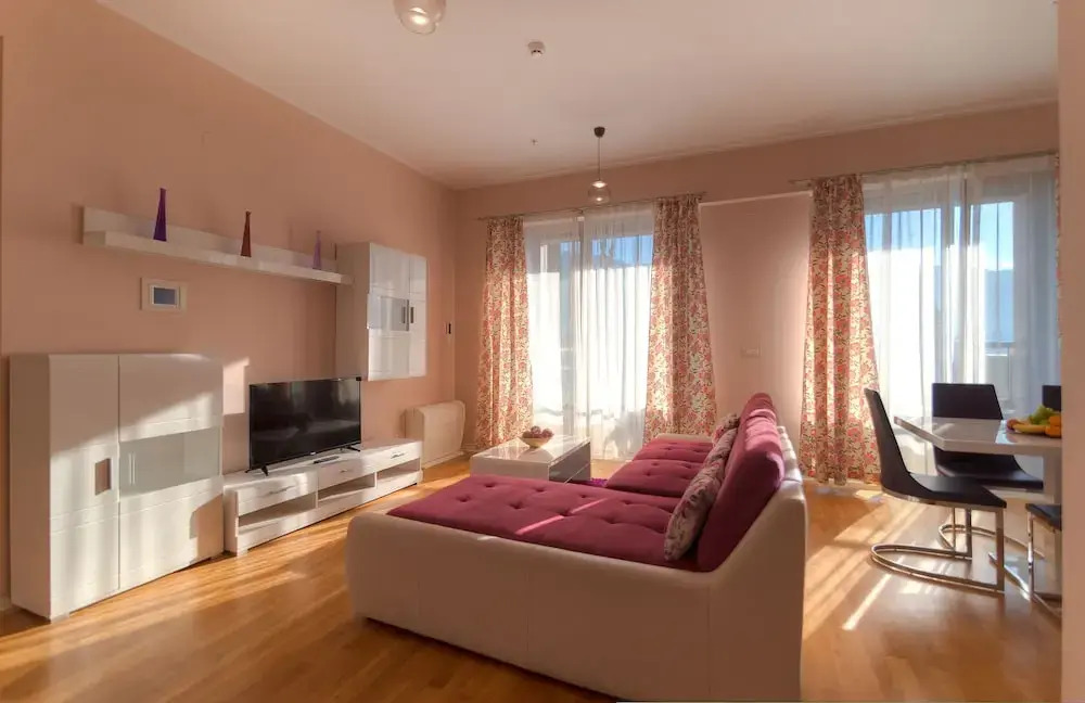 Sea View Apartments MonteBook