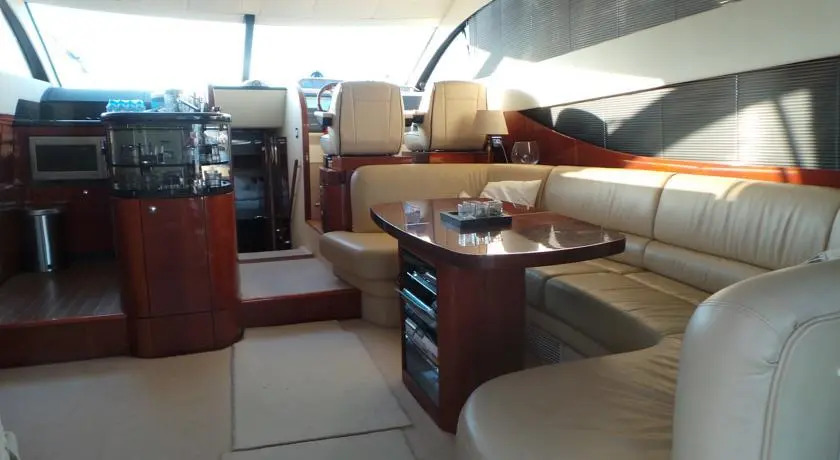 Luxe Yacht including SunSet Cruise