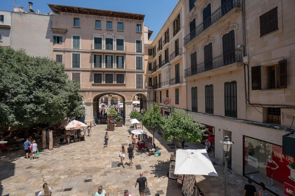 L'Aguila Suites Bennassar