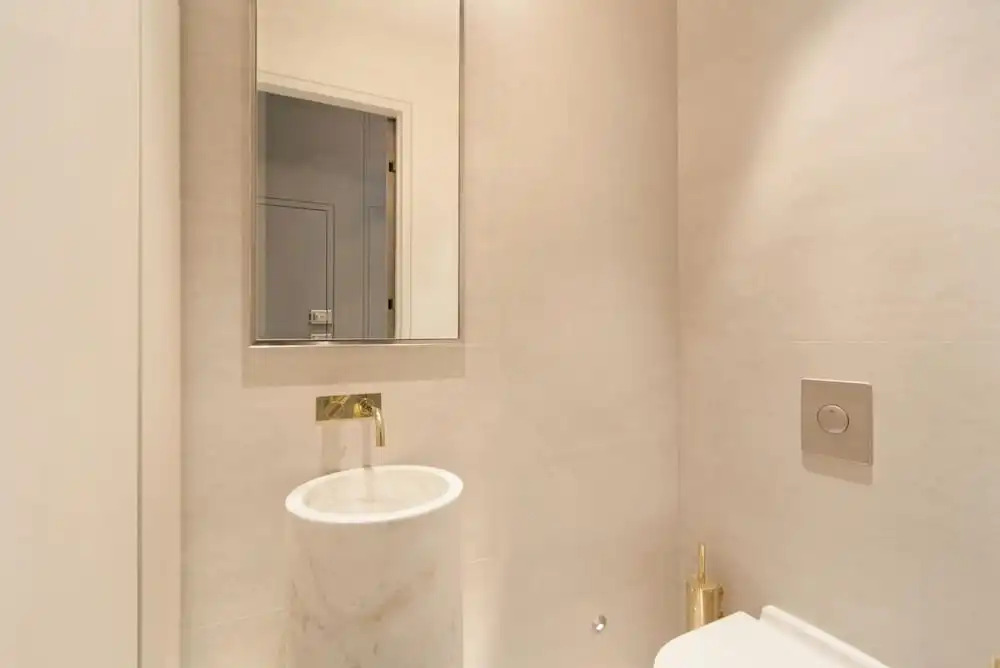 Cadogan Square Luxury 2 Bedroom Apartment II
