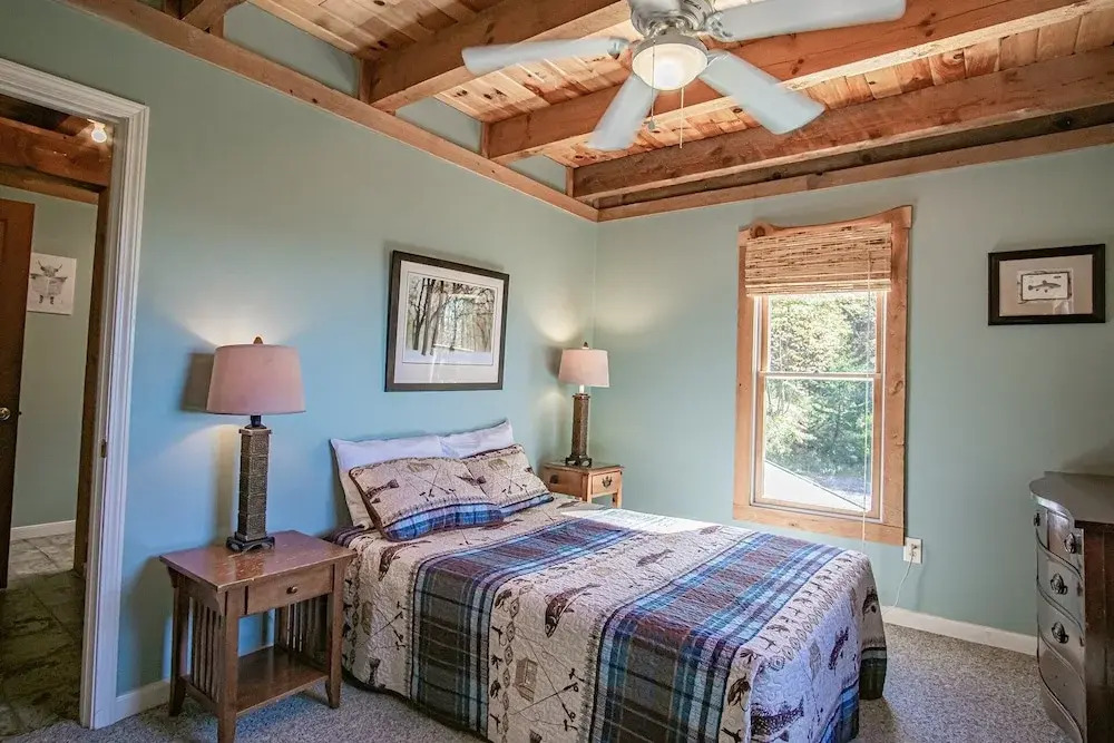 Autumn Escape Indoor Plunge Pool + 22 Guests