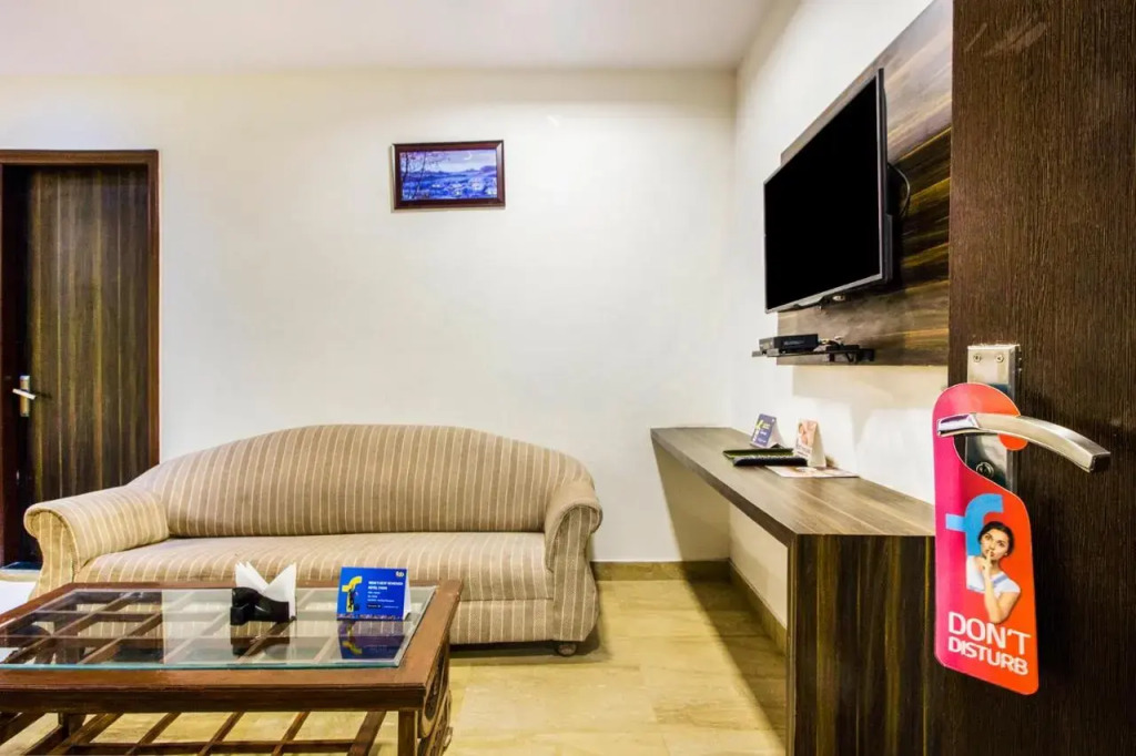 FabHotel Airport Residency