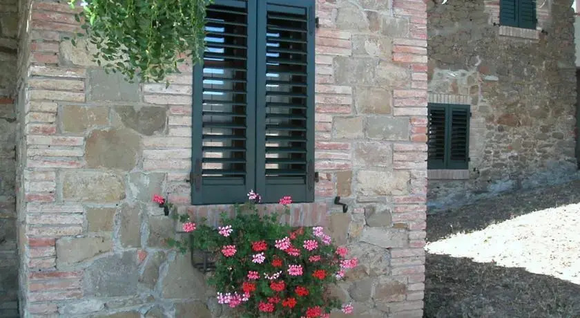 Casale Poggio al Vento by VacaVilla