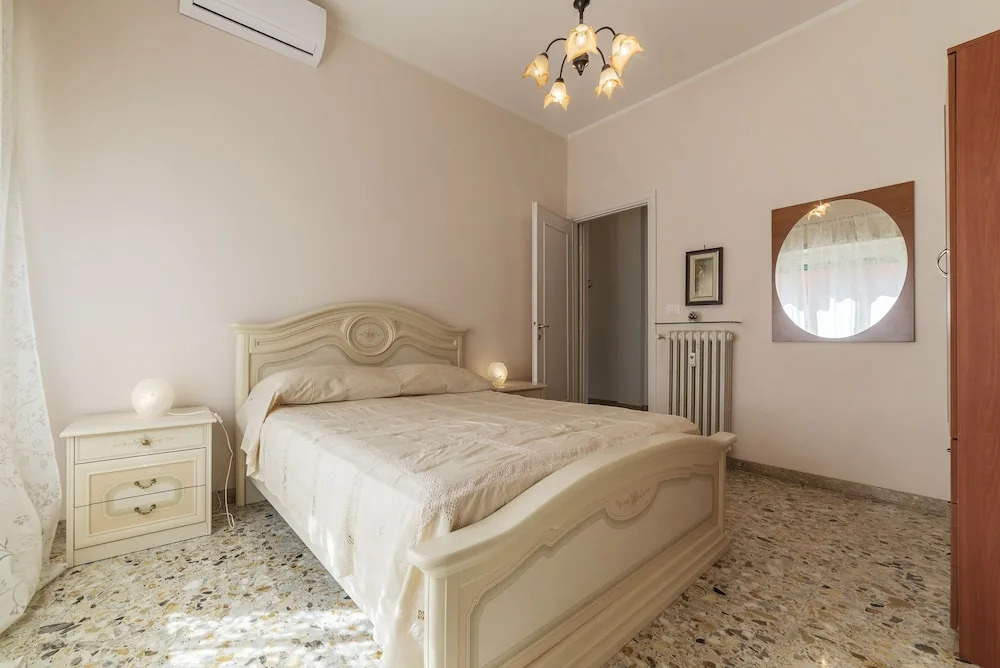 Aurelio Apartment Near the MM Ubaldi