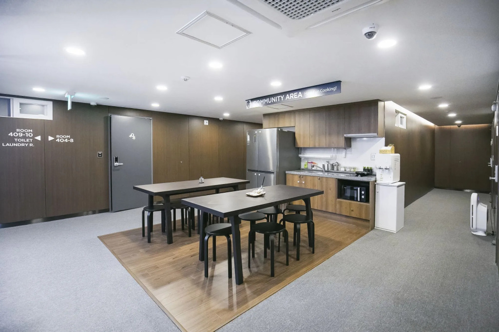 Philstay Myeongdong Station