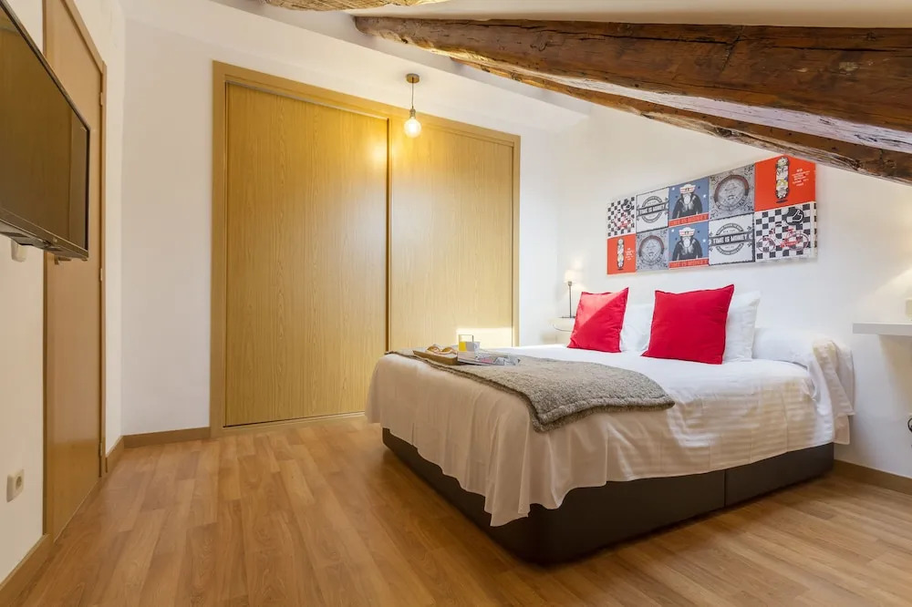 7rooms7 Plaza Mayor Madrid Apartments