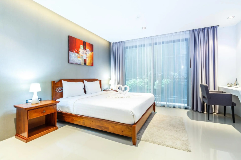 ET212A - Studio in Patong with pool and parking