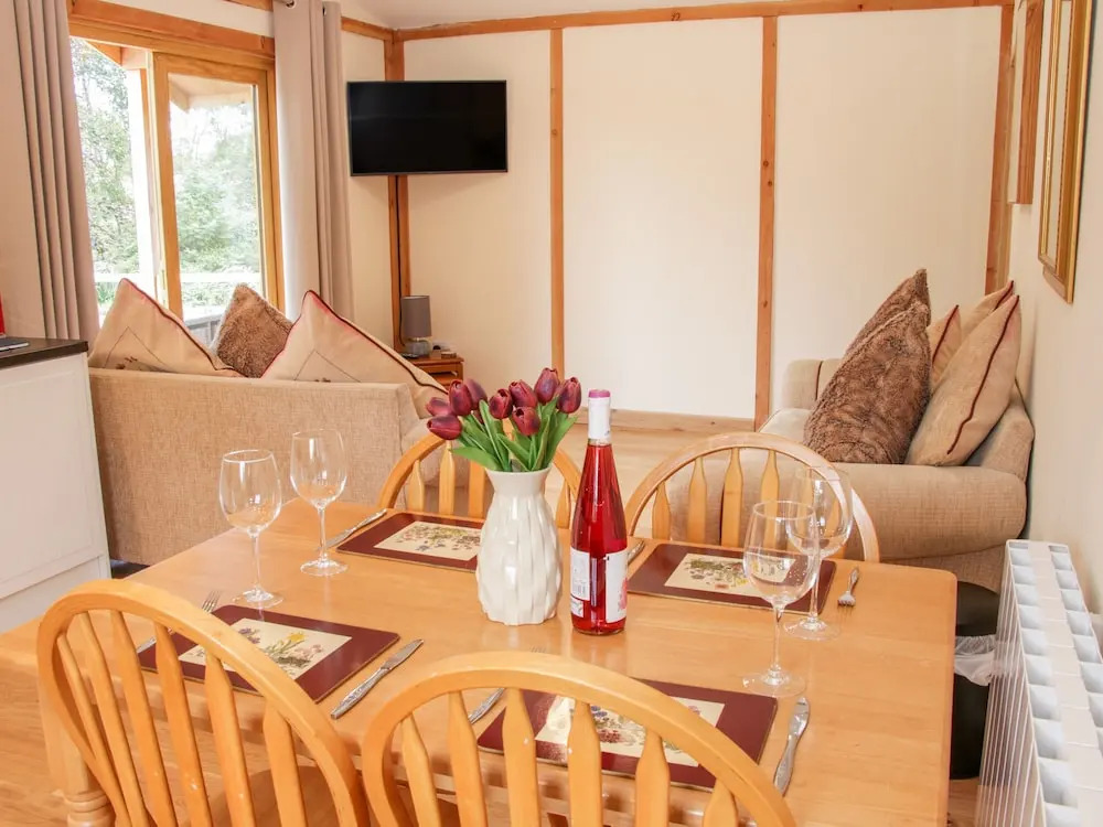 Moorhen Lodge
