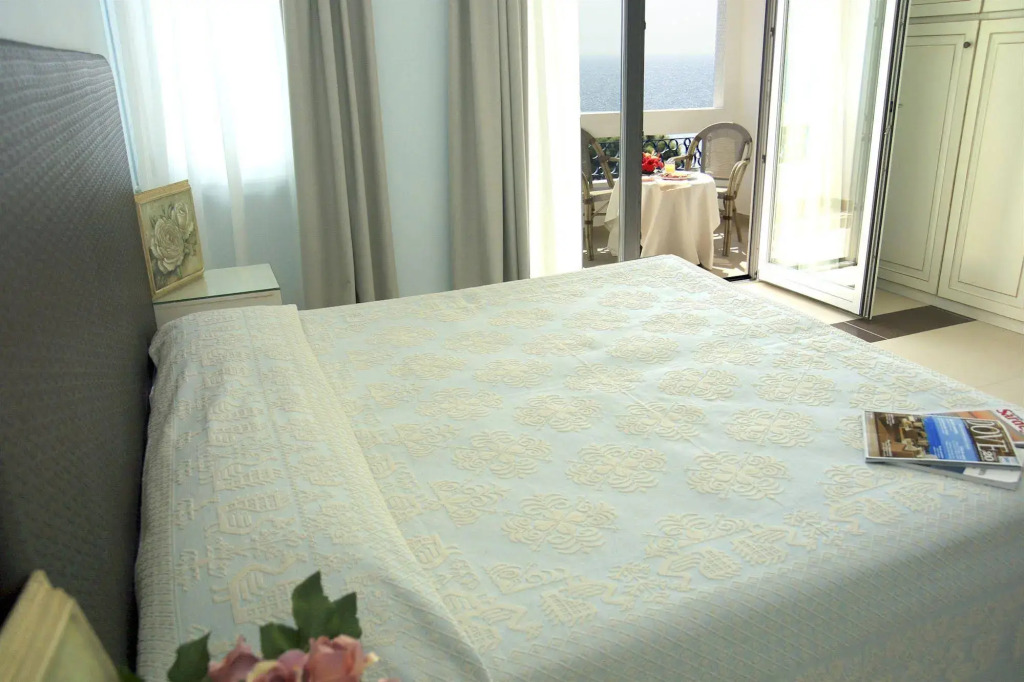 Abamar Hotel