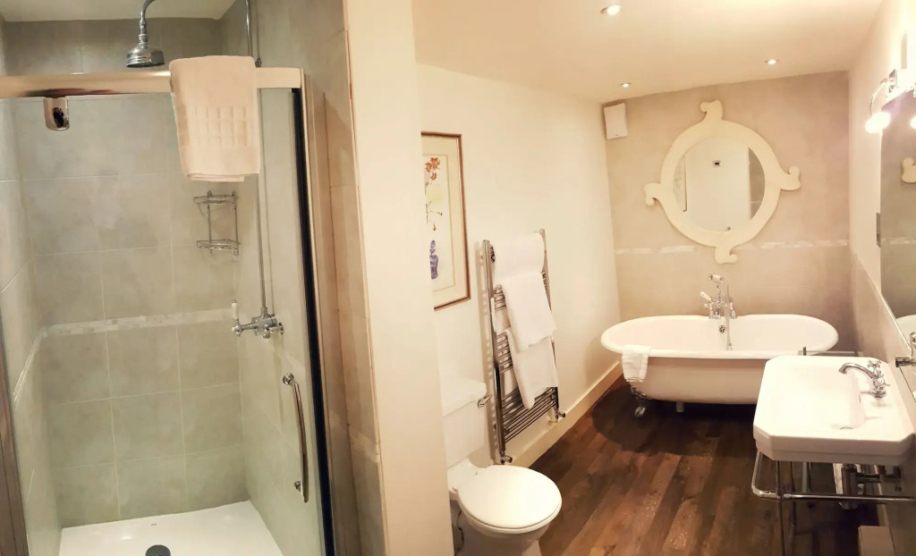 Noel Arms - "A Bespoke Hotel"
