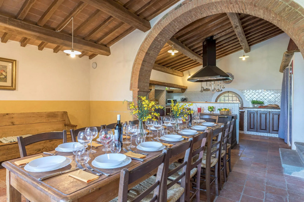 PODERE PRATOVECCHIO 14&2, Emma Villas