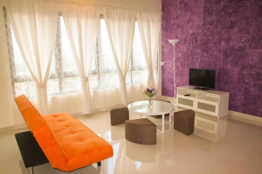 Pandora HomeStay