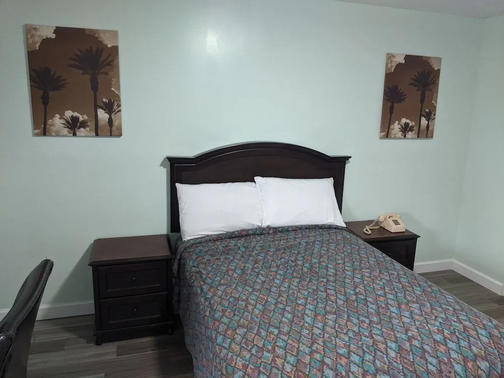 Laurel Notch Motel