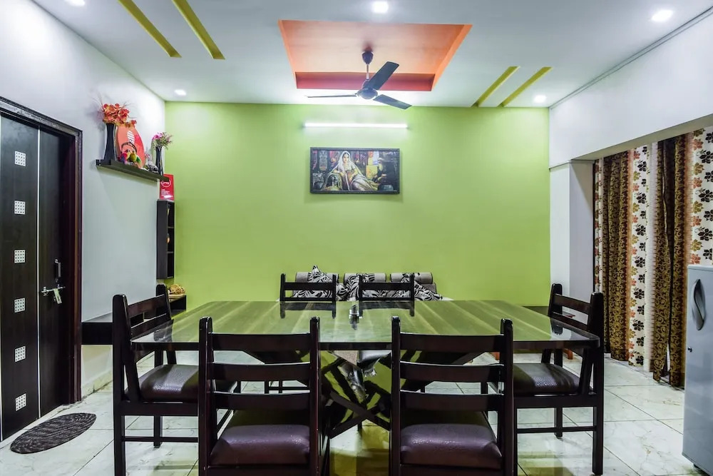 OYO 10092 Home Elegant 3BHK Villa Hiran Magri