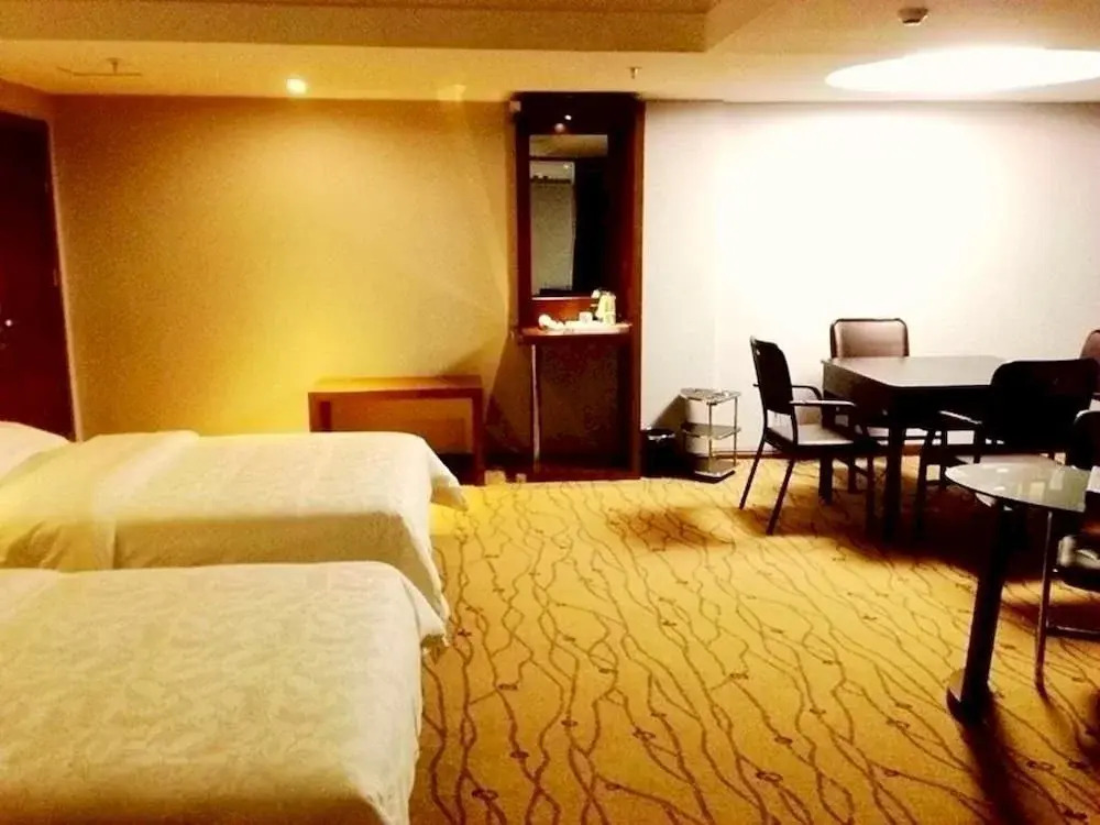 Qianan International Hostel