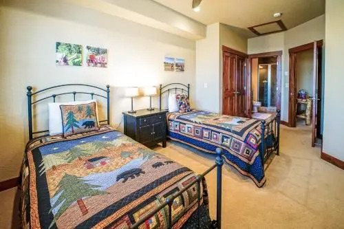 Cornerstone Town Home 49
