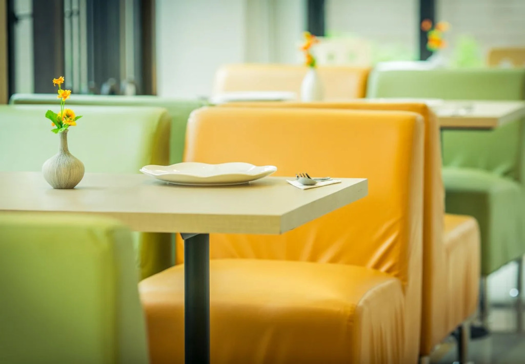 De Hug Hotel & Residence