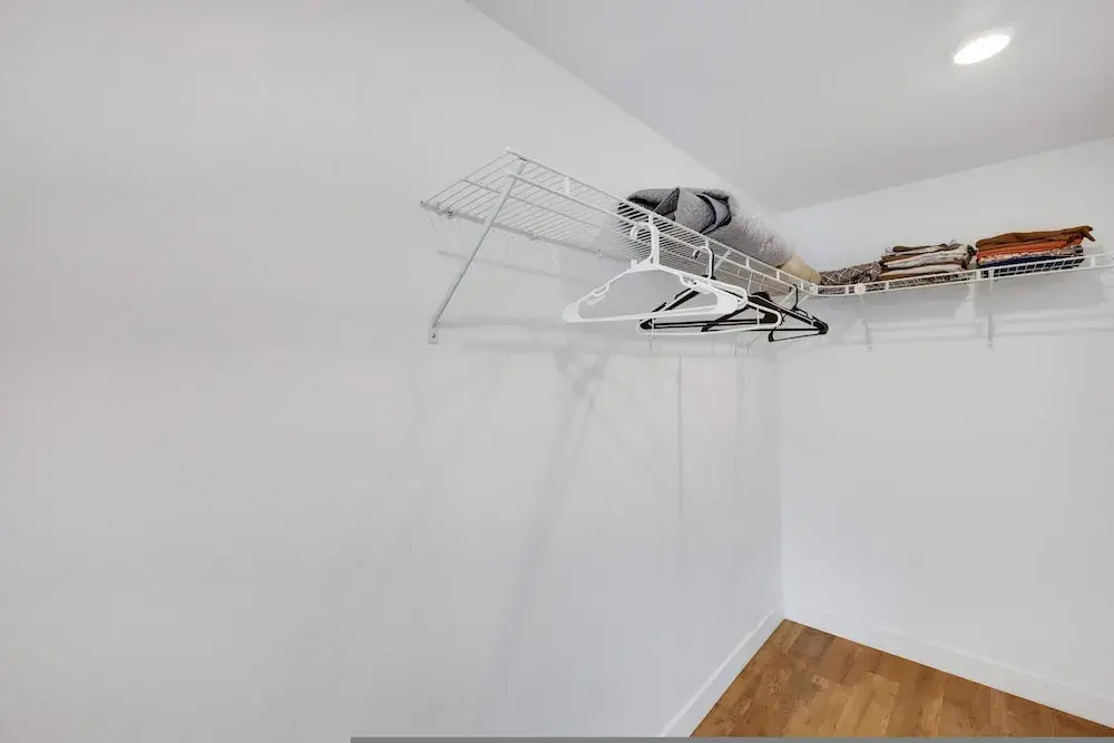 Stylish 2BR Family Apartment by Dtla