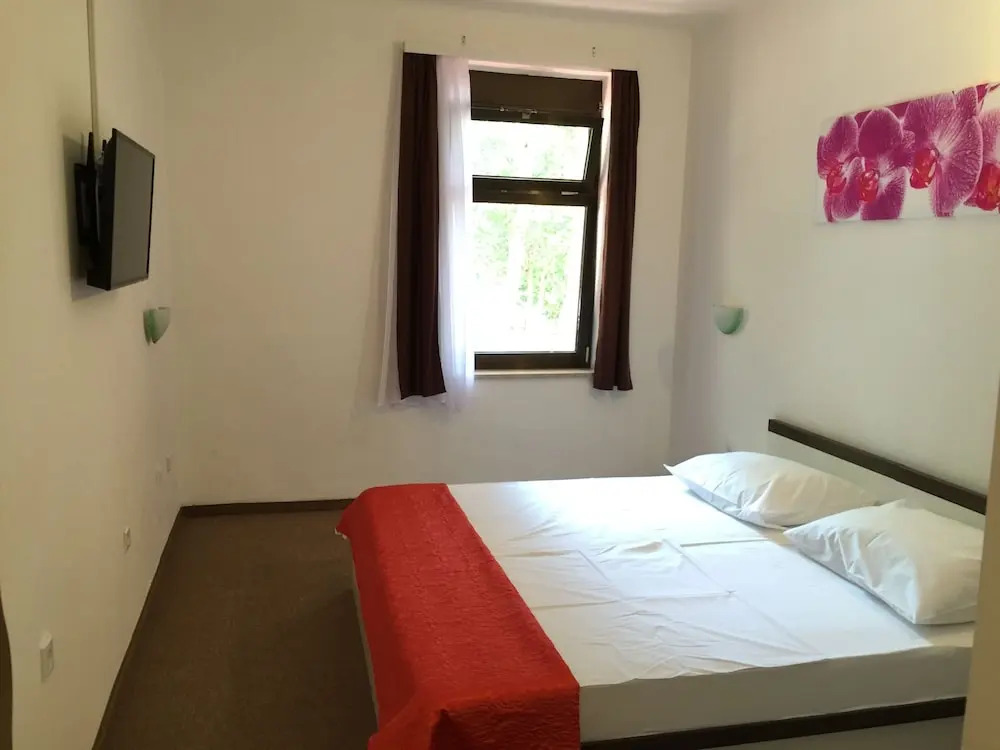 Pansion Ruža