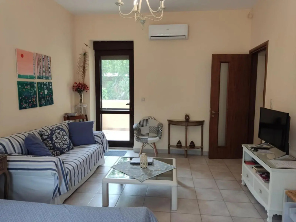Park House -beside the Medieval Town of Rhodes