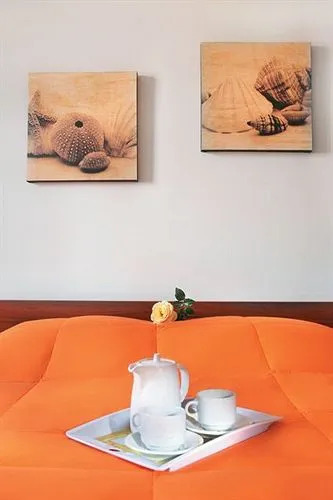Vip Lounge Resort and Suites