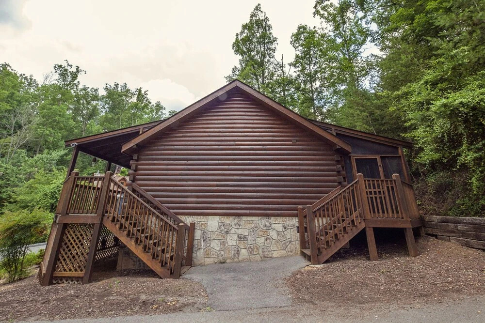 A Smoky Mountain Dream by Eagles Ridge Resort