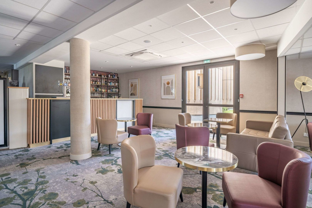 Brit Hotel Angers Parc Expo - LAcropole