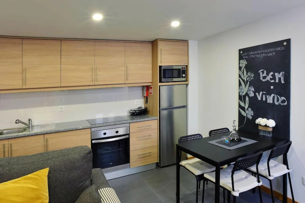 Apartment with One Bedroom in Porto, with Wifi