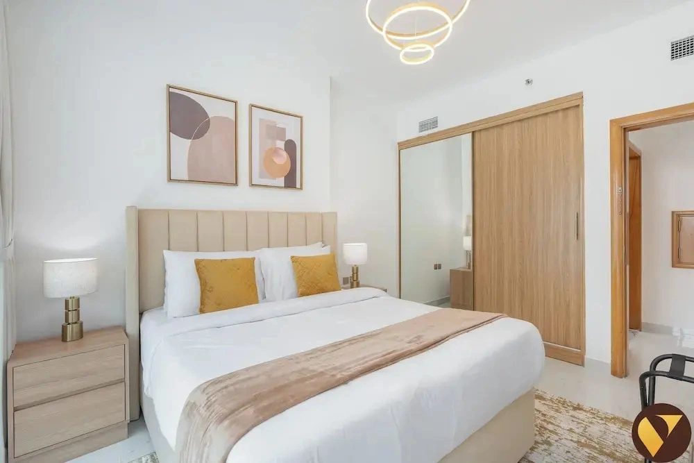 Vogue | Marina Diamond near Marina Mall | JBR