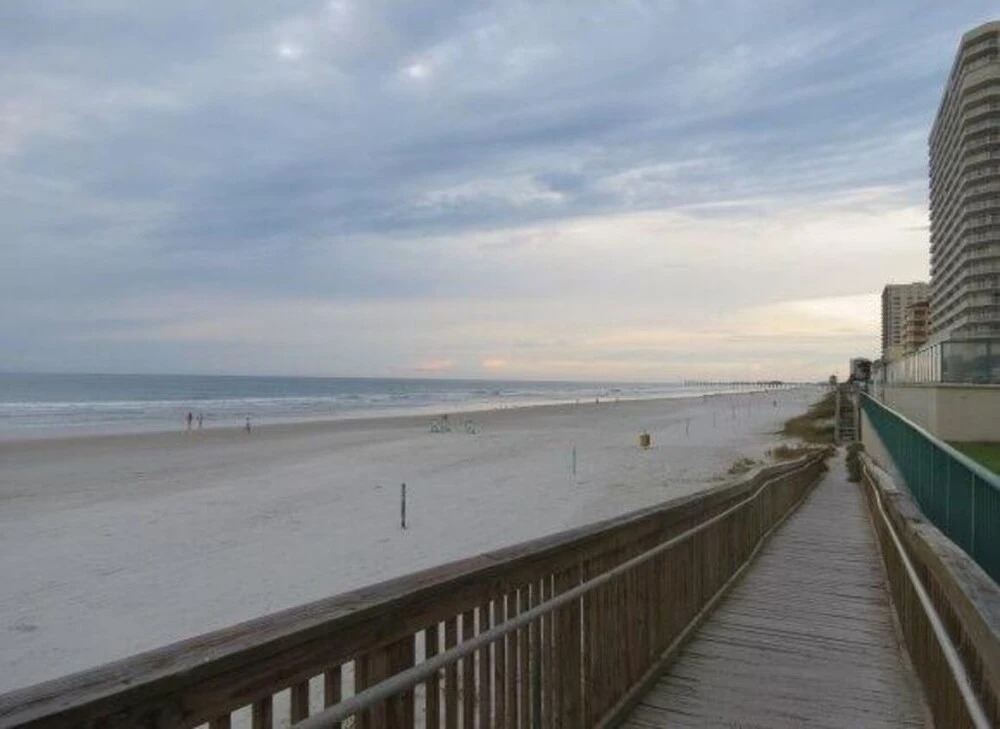 Dimucci TT 608 3 Bedrooms 3 Bathrooms Condo