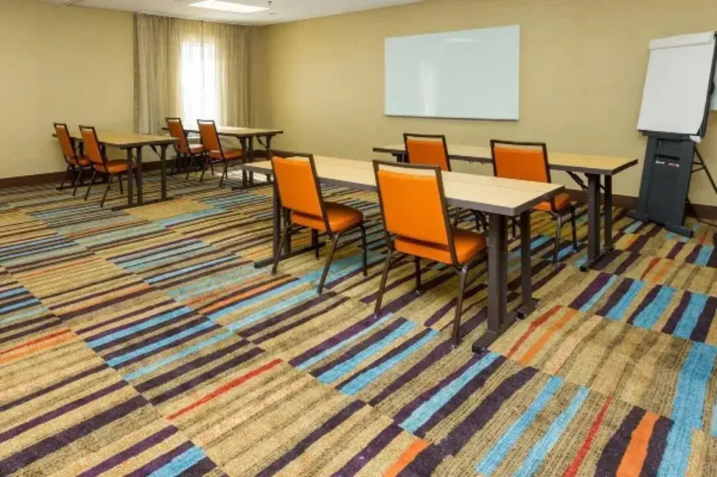 Fairfield Inn & Suites Des Moines West
