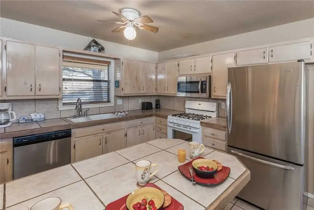 Bogie - Five Bedroom Cabin with Hot Tub