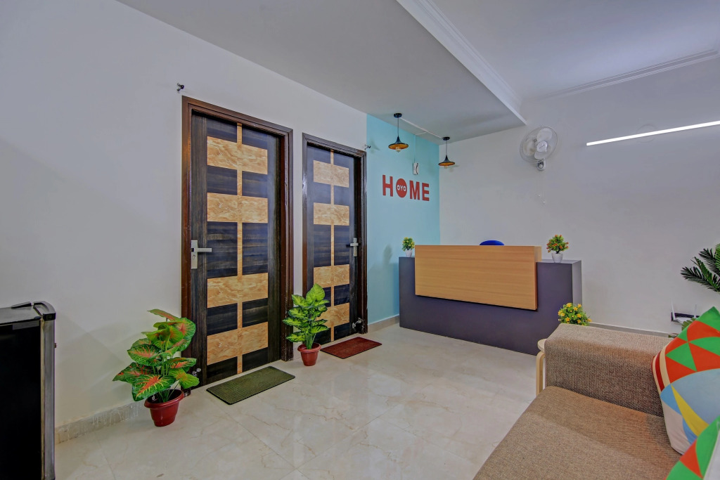 OYO Townhouse Saket Residency 1 Delhi
