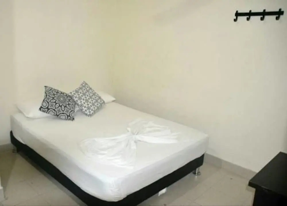 Laurel plaza 46