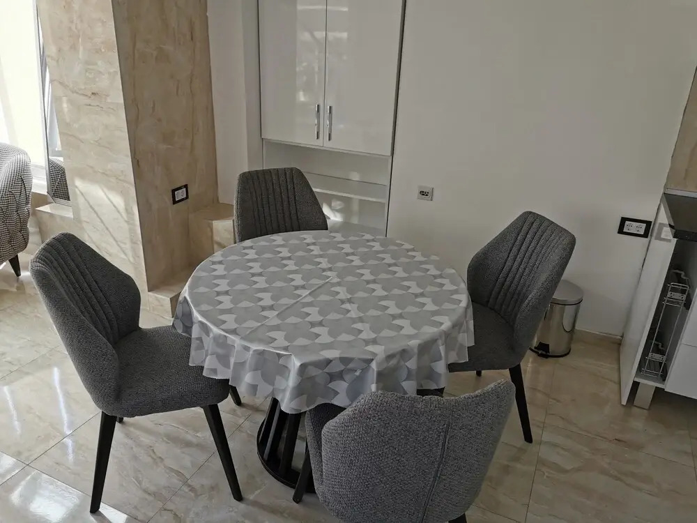 Qumi Apartments