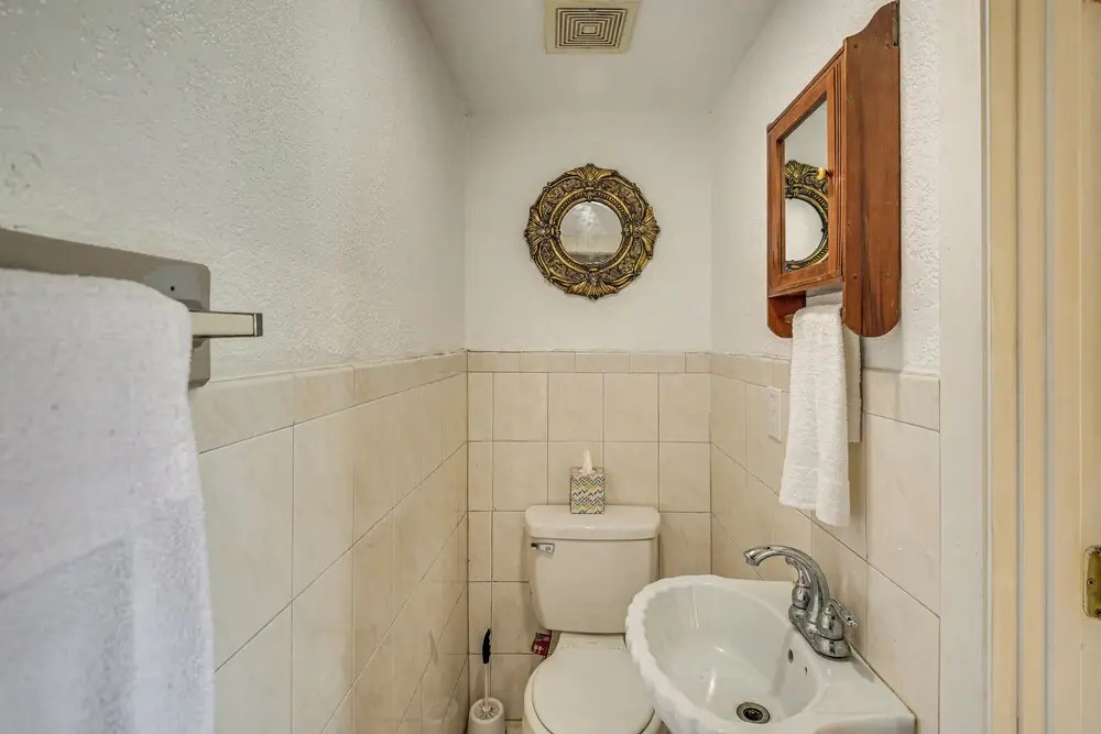 3 Mi to Beach & Boardwalk: Riverfront Daytona Home