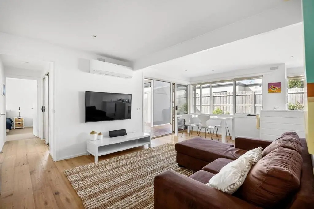 Iluka - coastal family living, only 700m to beach
