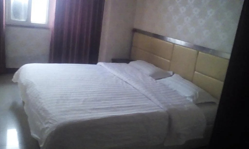 Lido Hotel Jingguang Road