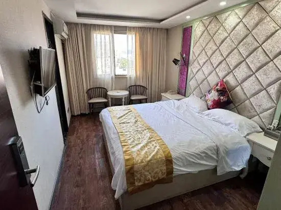 Yueshangchen Boutique Hotel