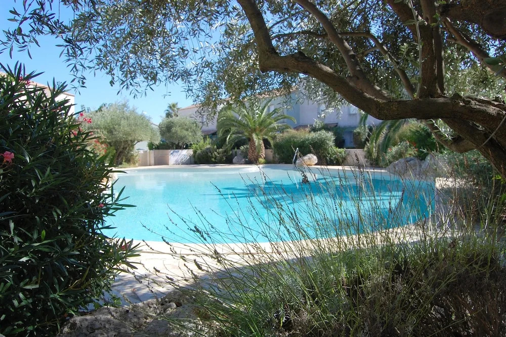 Apartment With 2 Bedrooms in Valras-plage, With Pool Access, Furnished