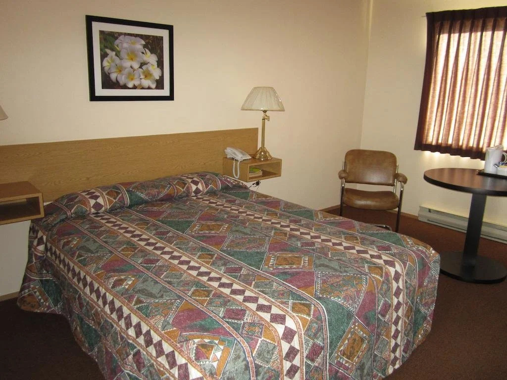 Y-5 Motel