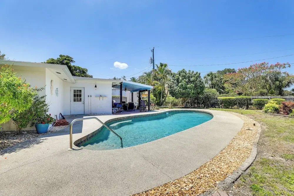Walk to Beach: Home w/ BBQ & Fire Pit in Bradenton