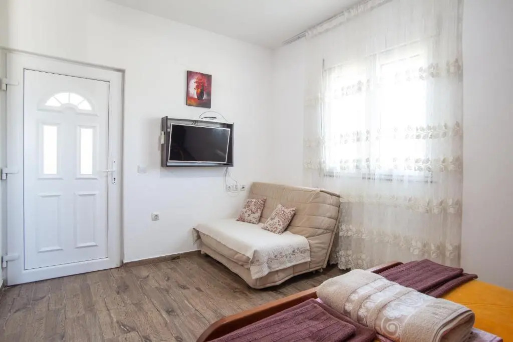 Apartments Oliva