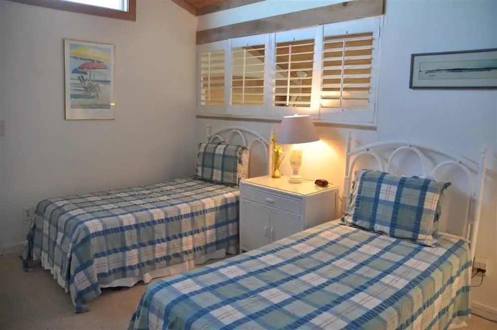 412 Doctor's Orders 4 Br villa by RedAwning