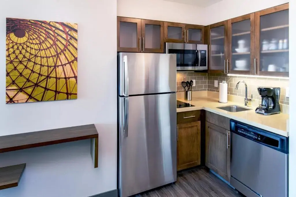Staybridge Suites Charlottesville Airport by IHG