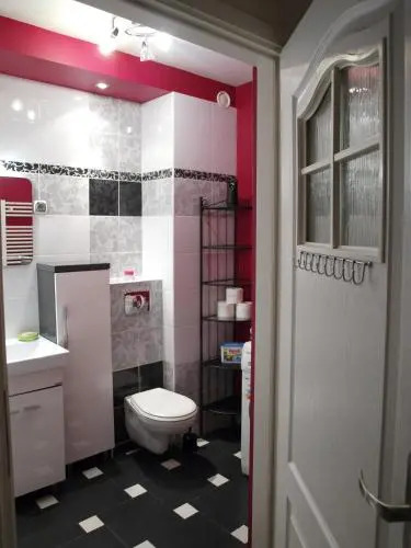 Globetrotters' Apartment