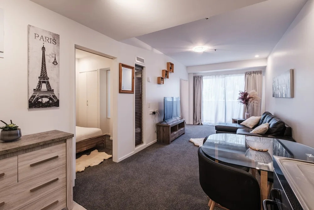 Toodle's This CBD Apartment is ready to delight