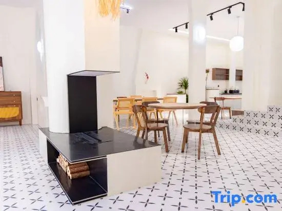 Jianshui Meets Cloud Impression Homestay